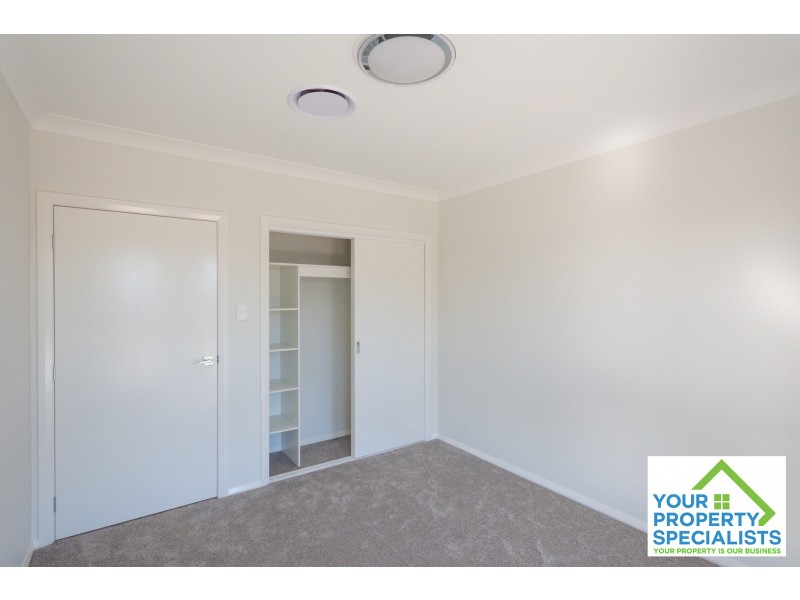 7B Lowndes Drive, Oran Park NSW 2570