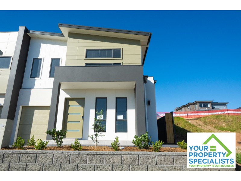 7B Lowndes Drive, Oran Park NSW 2570