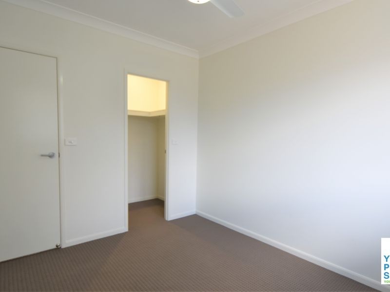 19 Lawrence Street, Oran Park NSW 2570