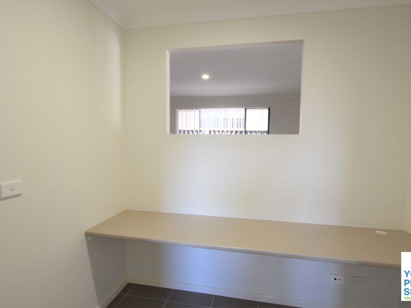 19 Lawrence Street, Oran Park NSW 2570