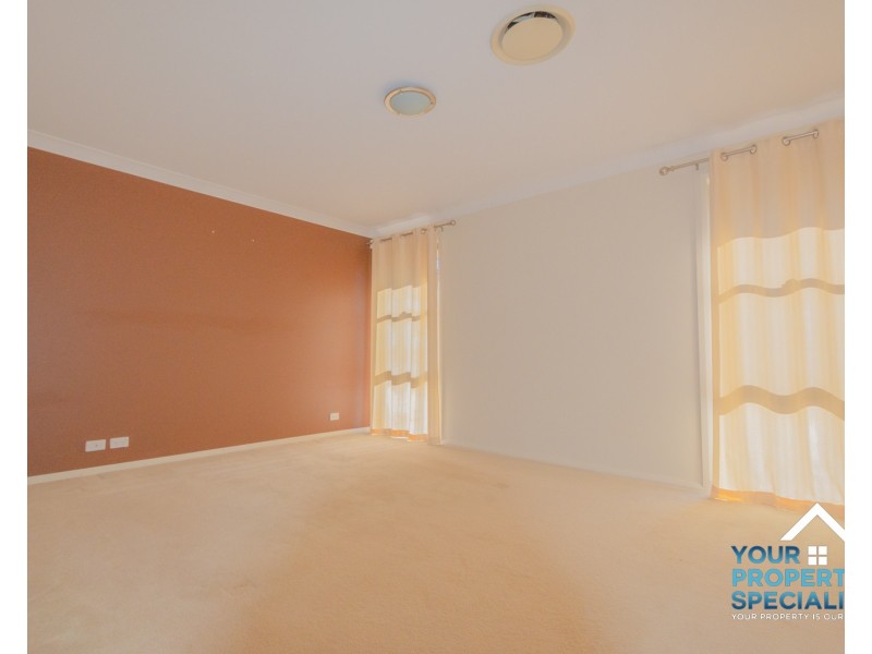 9 Hinton Drive, Spring Farm NSW 2570