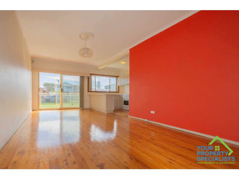 1/13 Osborne Parade, Warilla NSW 2528