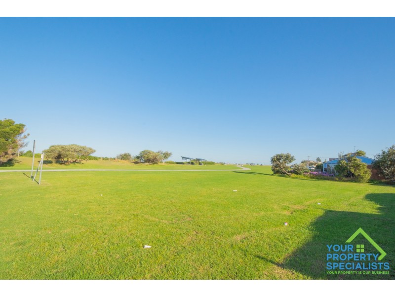 1/13 Osborne Parade, Warilla NSW 2528