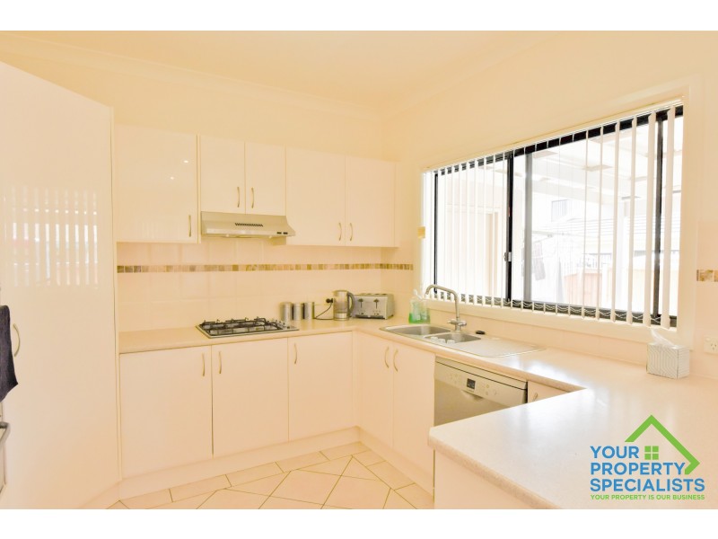 11 Lochview Crescent, Mount Annan NSW 2567