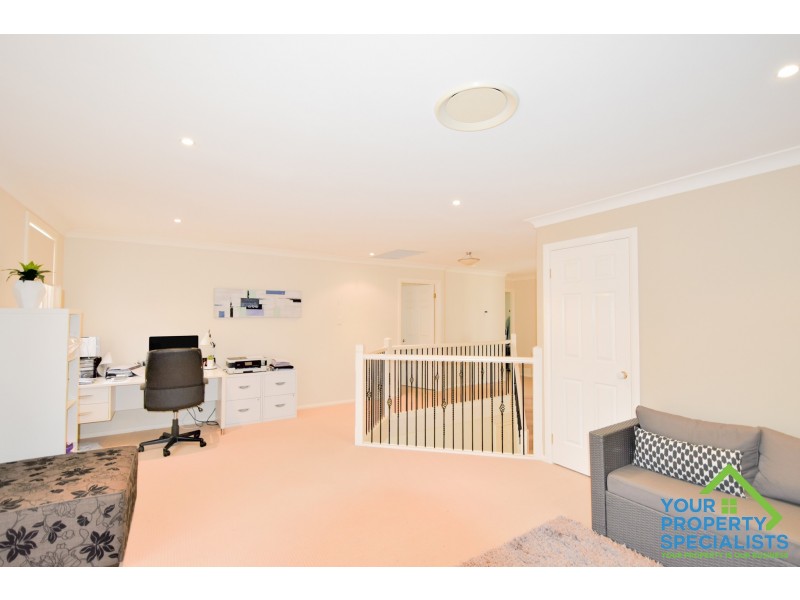 11 Lochview Crescent, Mount Annan NSW 2567