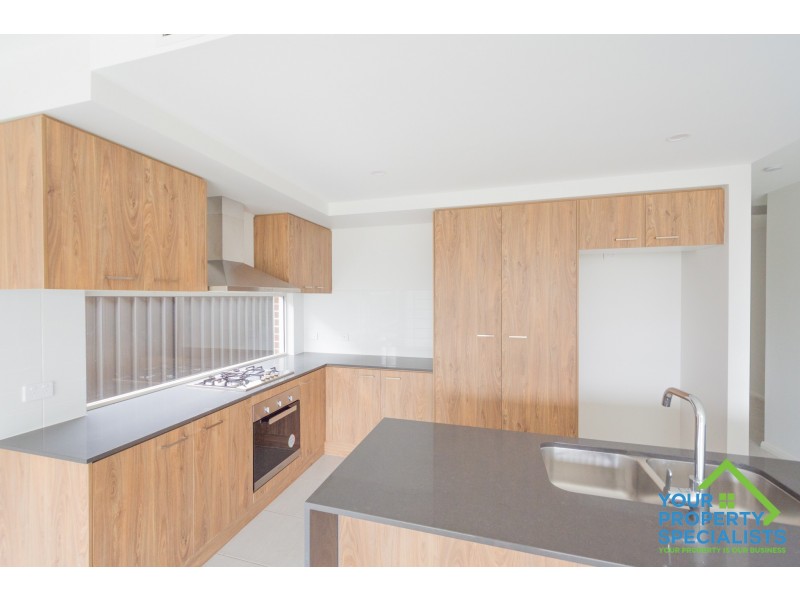 15 Renshaw Street, Catherine Field NSW 2557