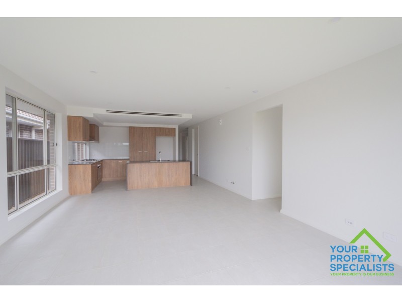 15 Renshaw Street, Catherine Field NSW 2557