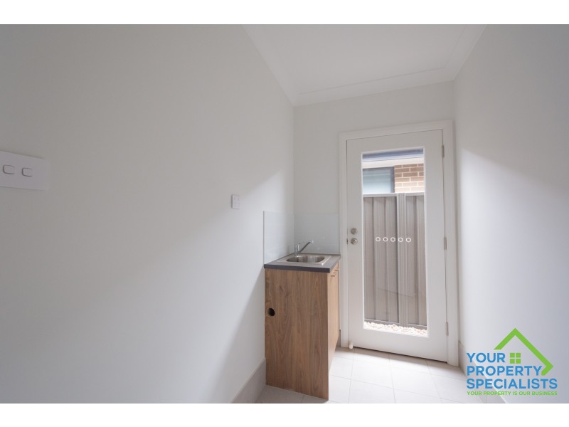 15 Renshaw Street, Catherine Field NSW 2557