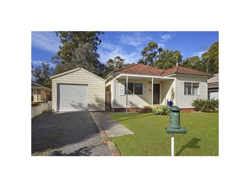 8 Swain Street, Moorebank NSW 2170