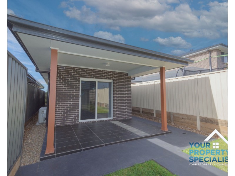 20B Carroll Street, Oran Park NSW 2570