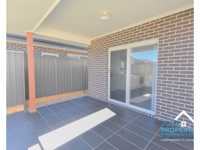 20B Carroll Street, Oran Park NSW 2570