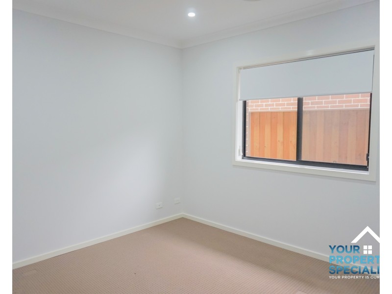 12 Casimer Avenue, Elderslie NSW 2570