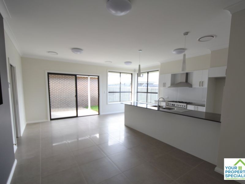 13 Geddes Street, Spring Farm NSW 2570