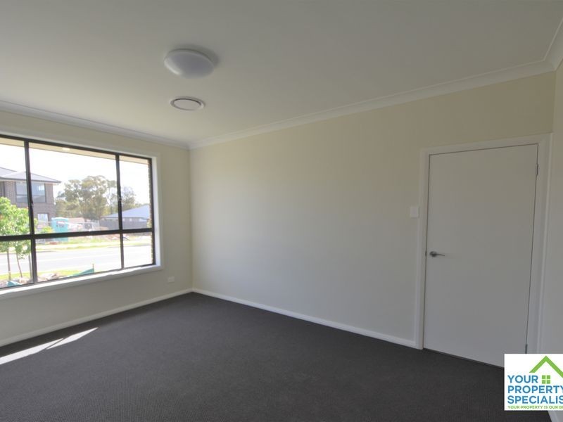 13 Geddes Street, Spring Farm NSW 2570