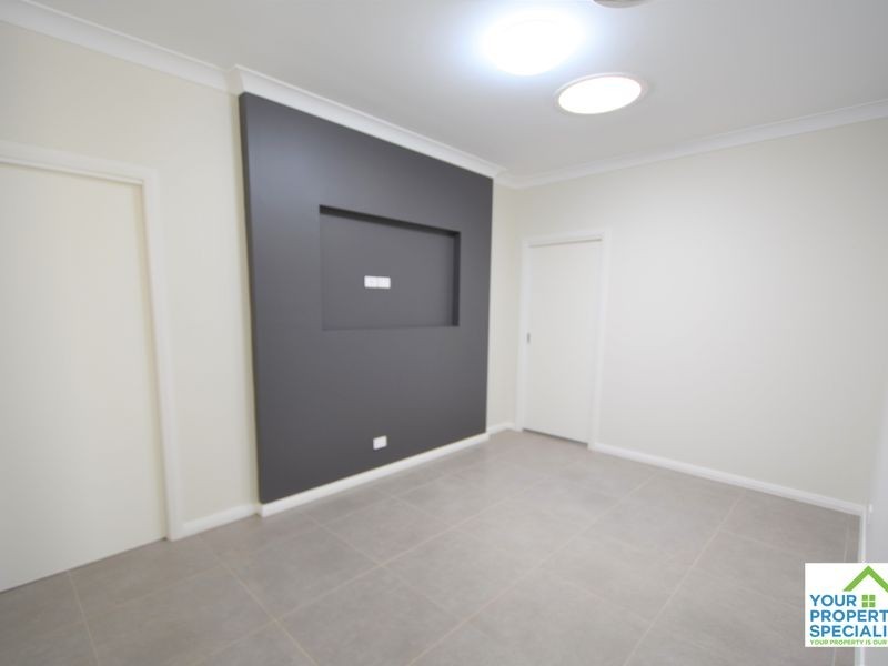 13 Geddes Street, Spring Farm NSW 2570