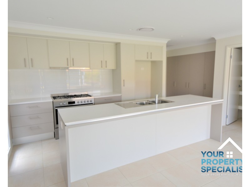 12 Thoroughbred Drive, Cobbitty NSW 2570