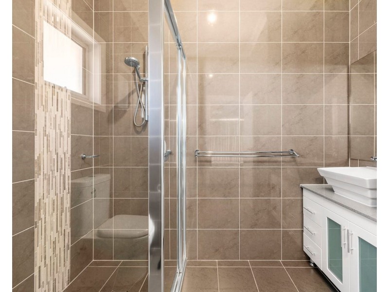 1 Dengate Close, Elderslie NSW 2570