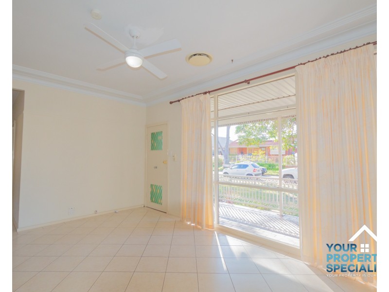 31 Clarence Street, Macquarie Fields NSW 2564
