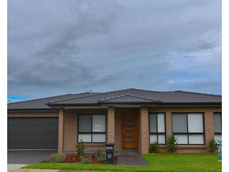 4 Fleming Street, Spring Farm NSW 2570