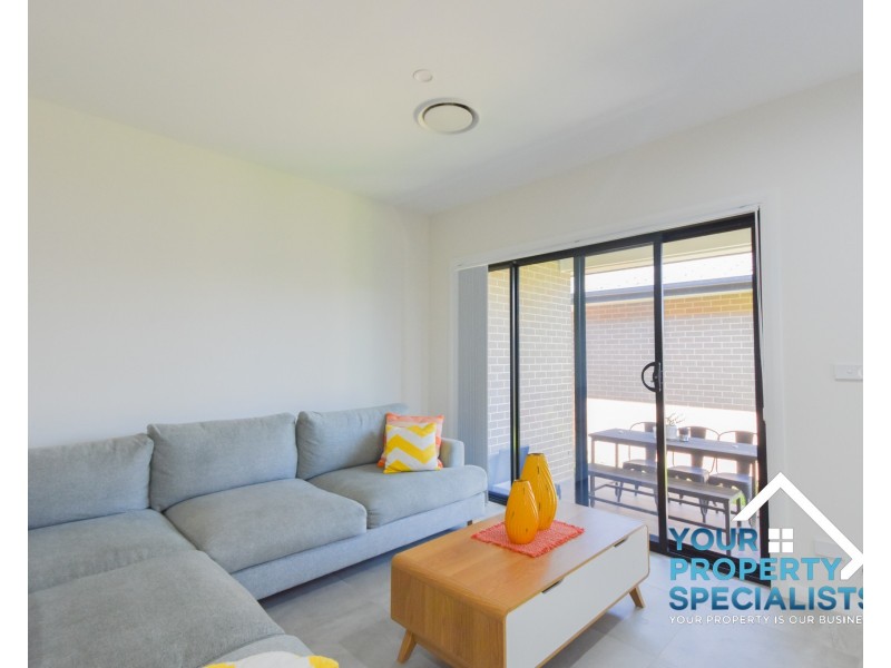 4 Fleming Street, Spring Farm NSW 2570