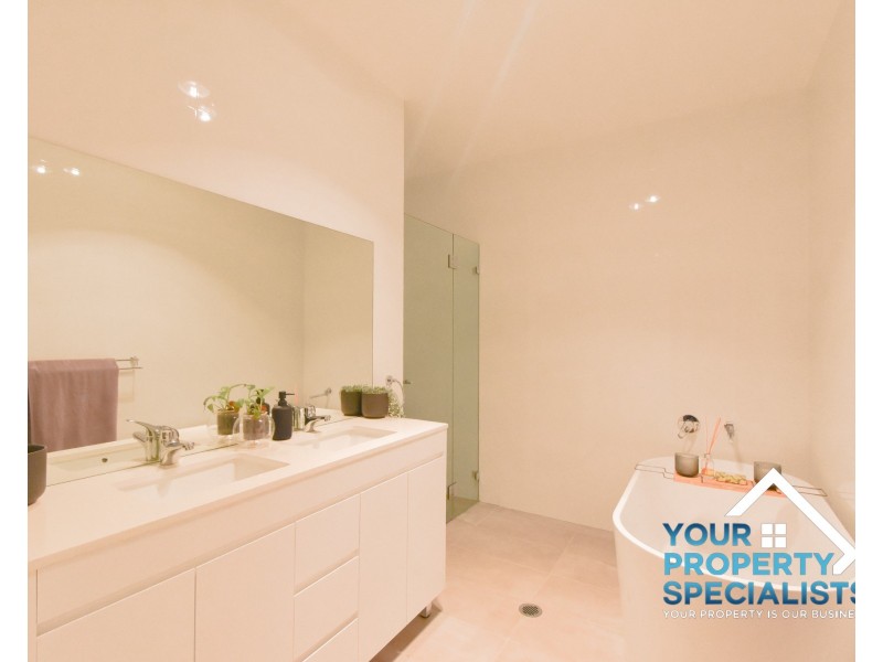 4 Fleming Street, Spring Farm NSW 2570