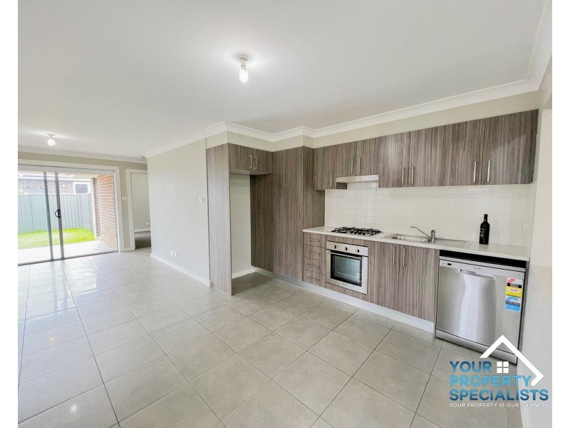 5A Ewing Loop, Oran Park NSW 2570