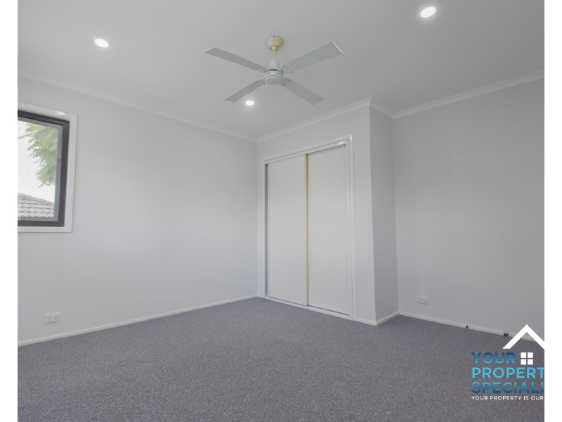 6 Balook Crescent, Bradbury NSW 2560