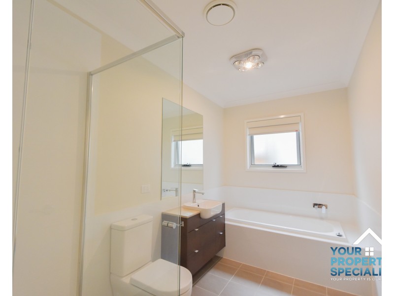 9 Romney Street, Elderslie NSW 2570