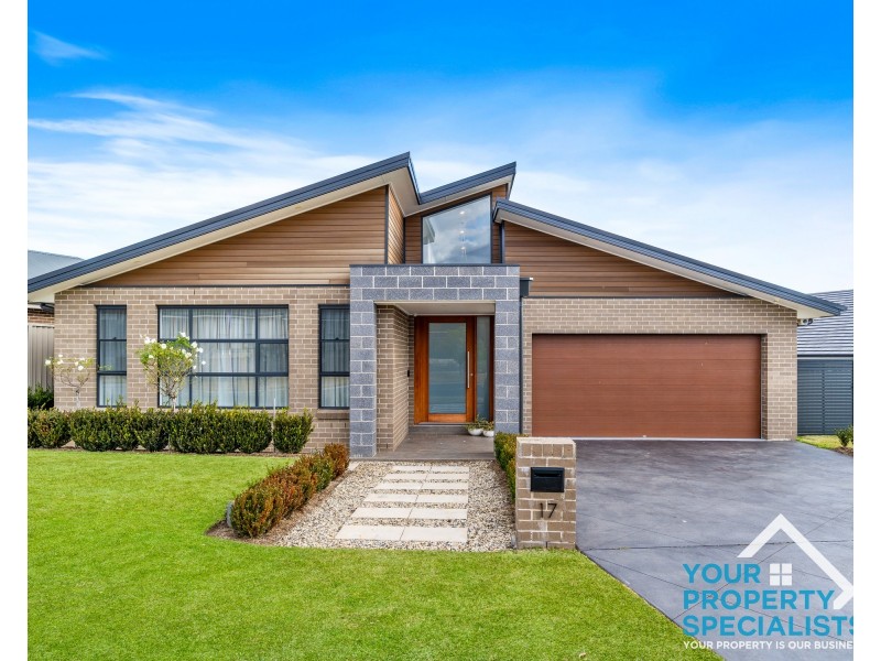17 Newmarket Street, Currans Hill NSW 2567