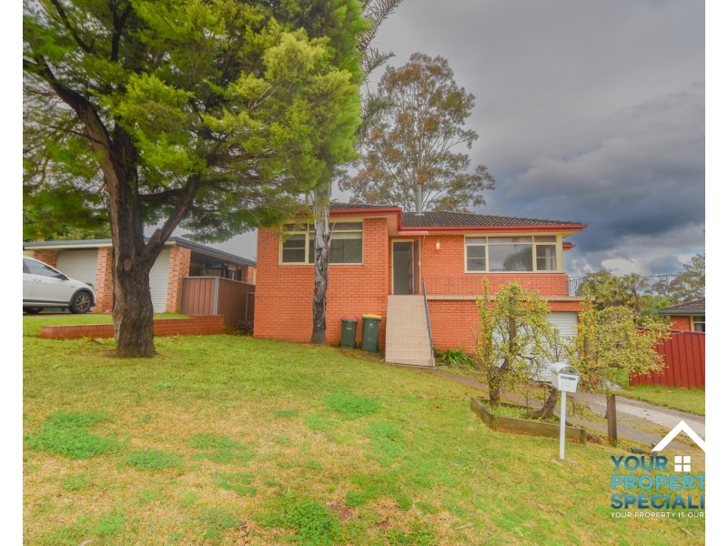 77 Pinaroo Crescent, Bradbury NSW 2560