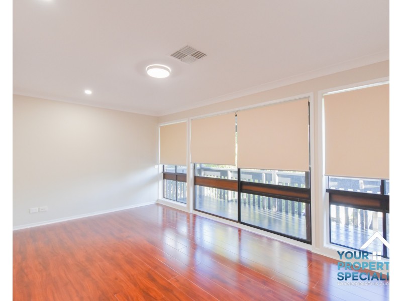 66 Woodland Crescent, Narellan NSW 2567