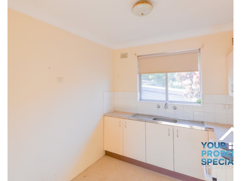 4/6 Innes Street, Campbelltown NSW 2560