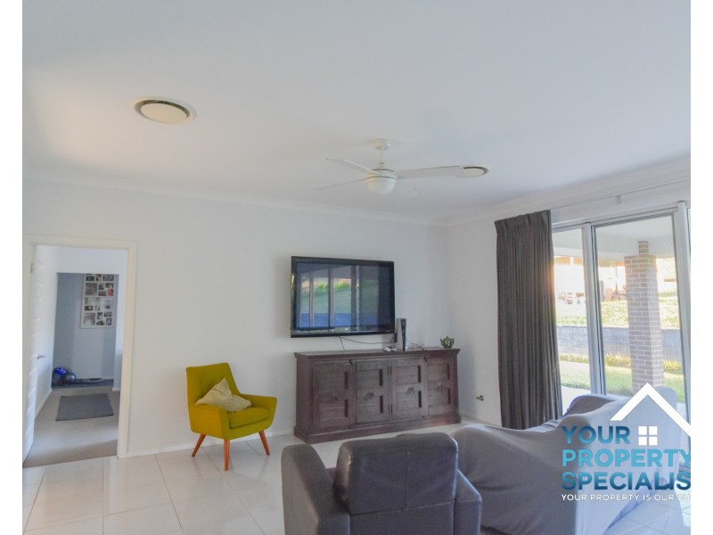 14 Yewens Circuit, Grasmere NSW 2570