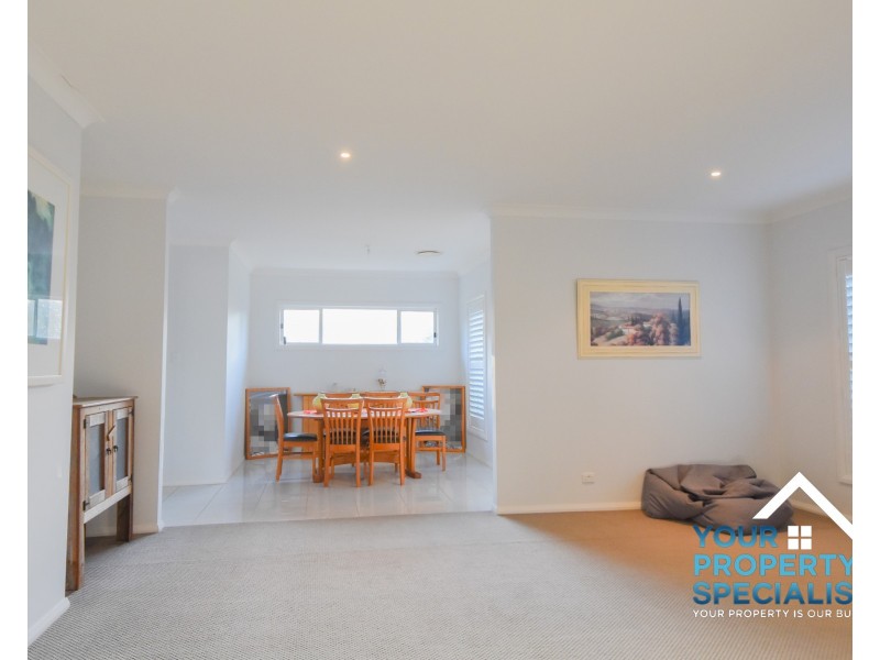 14 Yewens Circuit, Grasmere NSW 2570
