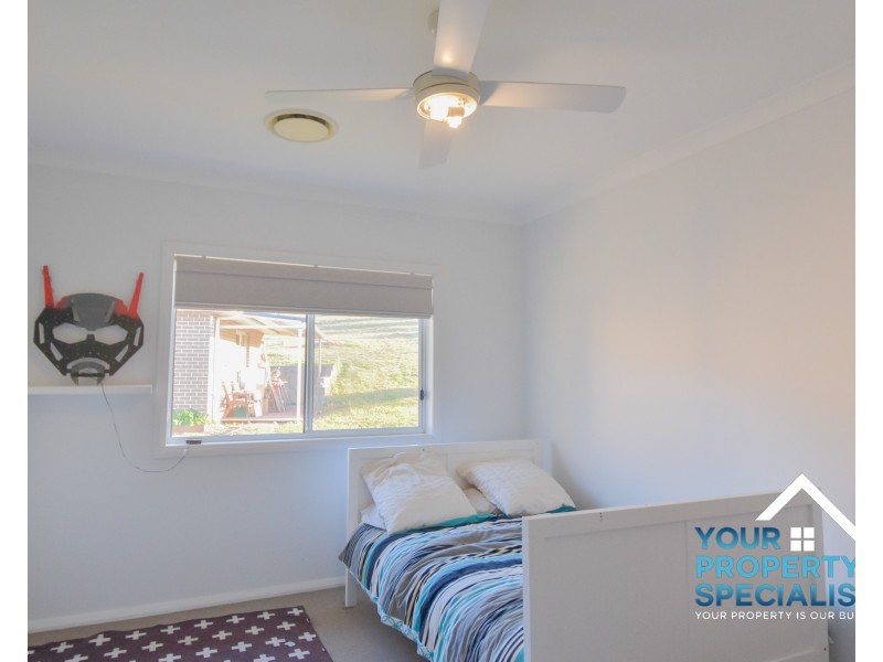 14 Yewens Circuit, Grasmere NSW 2570