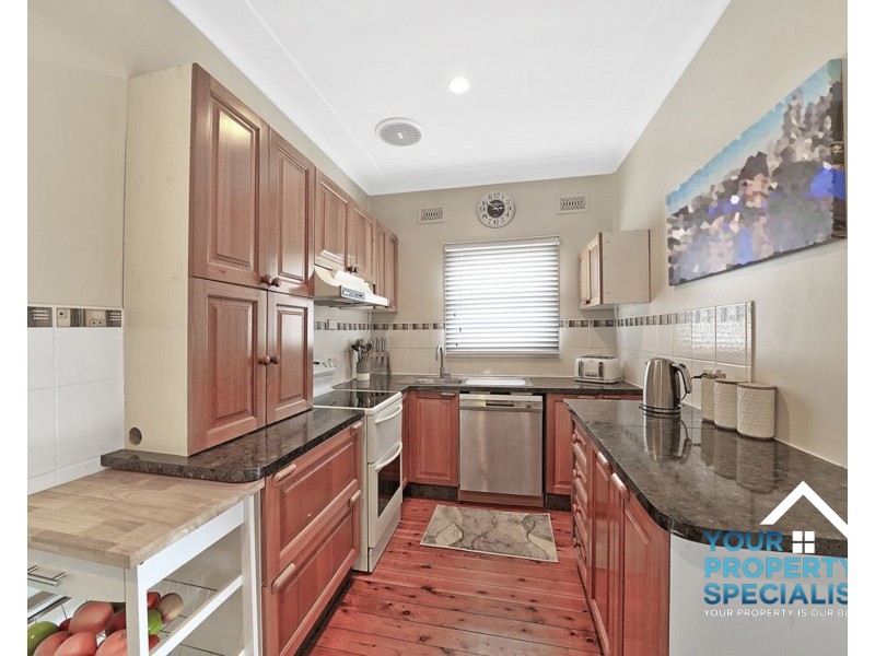 8 Ettlesdale Road, Spring Farm NSW 2570