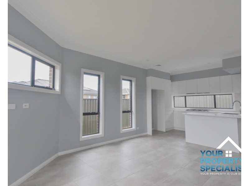 51 Minnamurra Drive, Gregory Hills NSW 2557