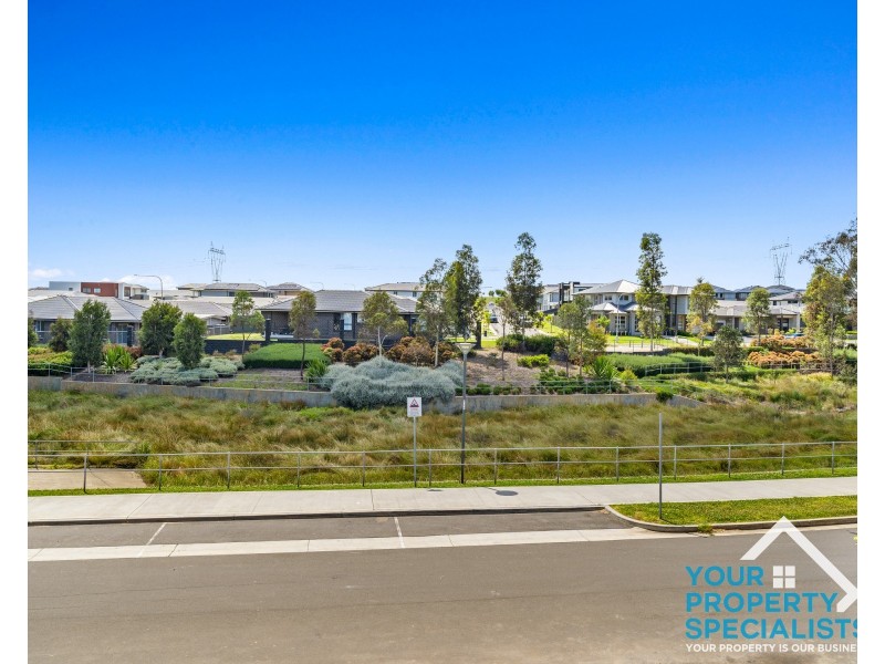 51 Minnamurra Drive, Gregory Hills NSW 2557