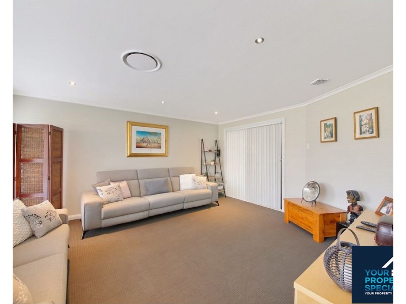 18 Berallier Drive, Camden South NSW 2570