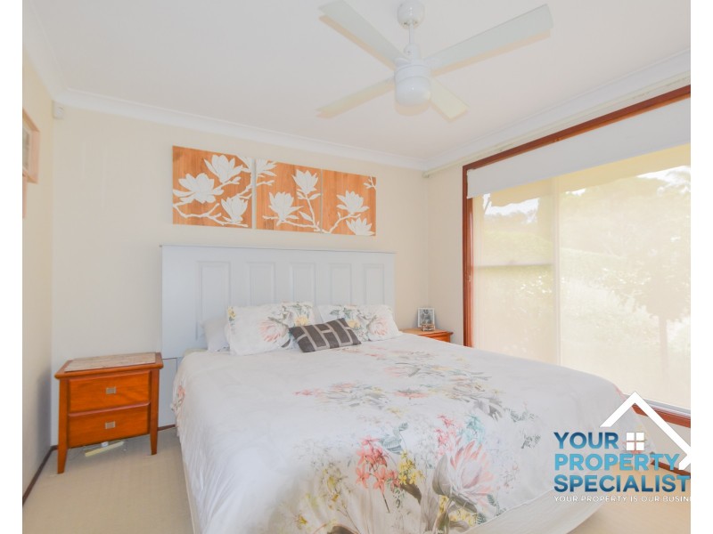 33 Columbia Street, Kearns NSW 2558