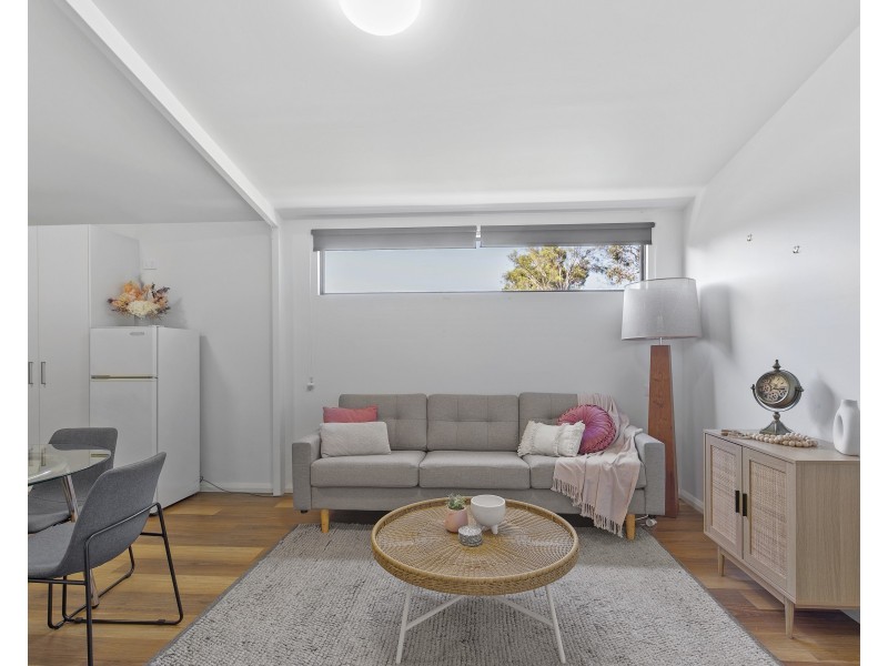 18 Berallier Drive, Camden South NSW 2570