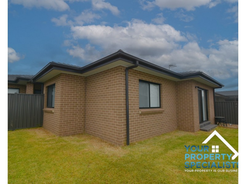 4A Fleming Street, Spring Farm NSW 2570