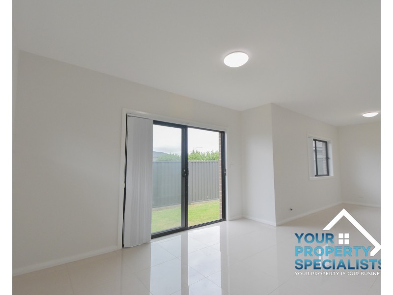 4A Fleming Street, Spring Farm NSW 2570