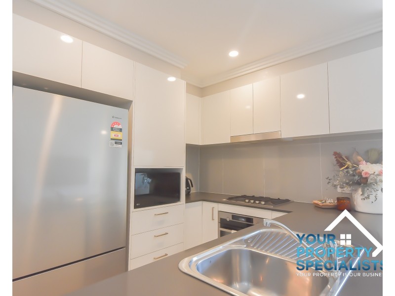 23/2 Wire Lane, Camden South NSW 2570