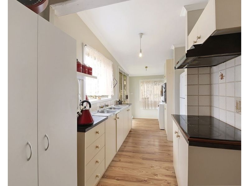 6 Mortimer Street, Yanderra NSW 2574
