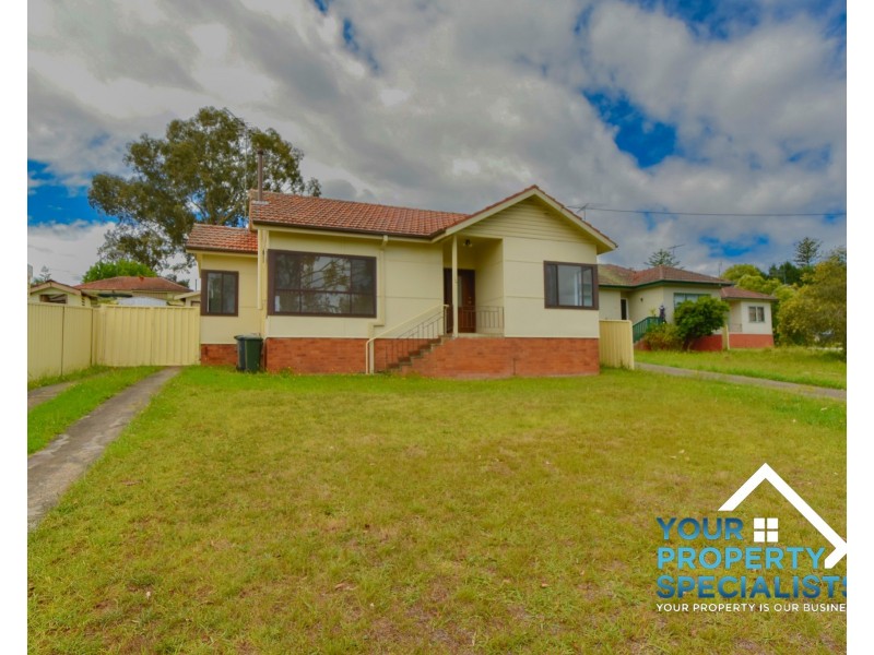 14 Donaldson Street, Bradbury NSW 2560