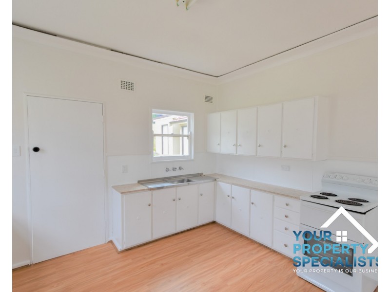 14 Donaldson Street, Bradbury NSW 2560