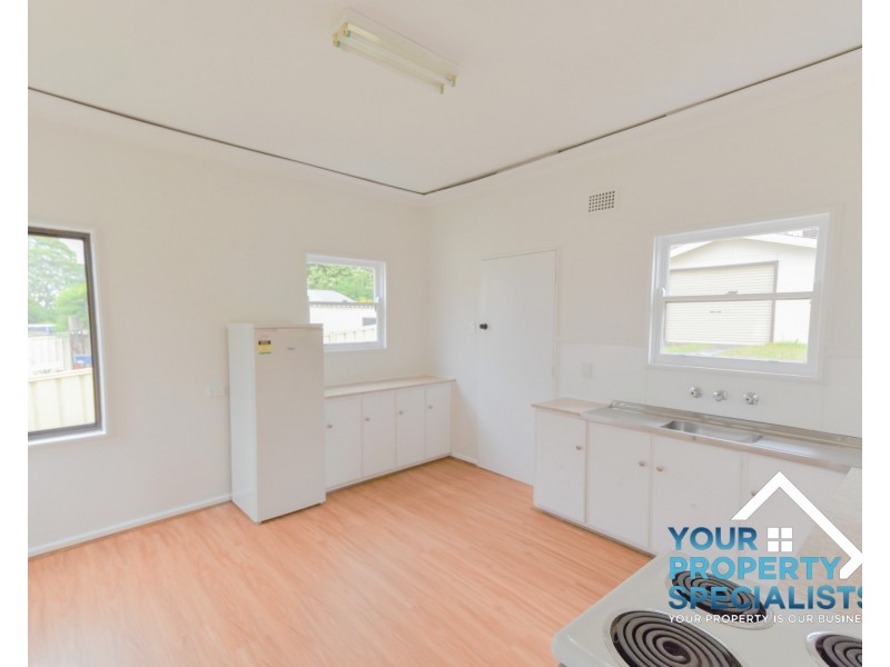 14 Donaldson Street, Bradbury NSW 2560