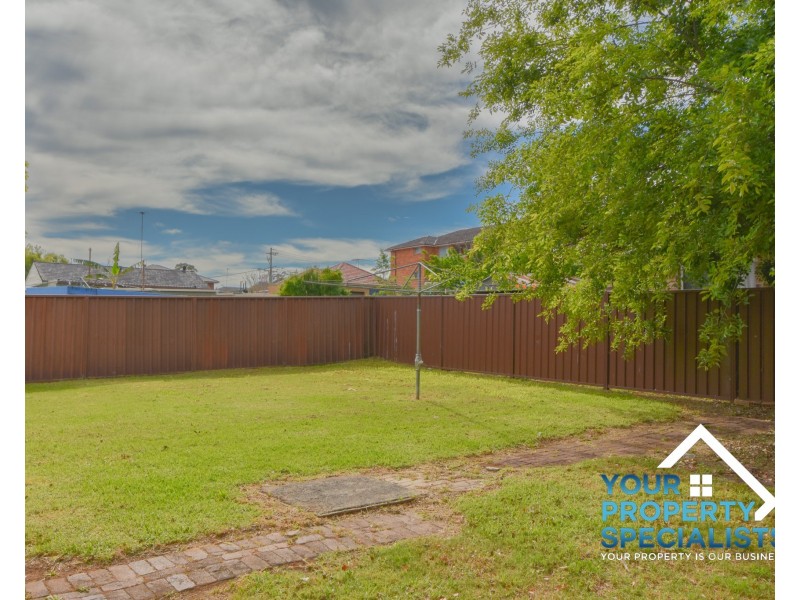 70 Moore Street, Campbelltown NSW 2560