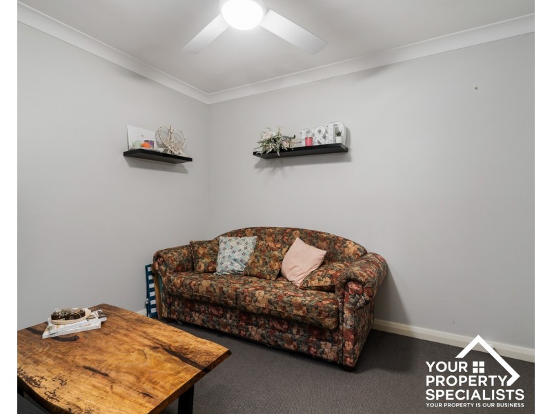 4 Courtney Loop, Oran Park NSW 2570